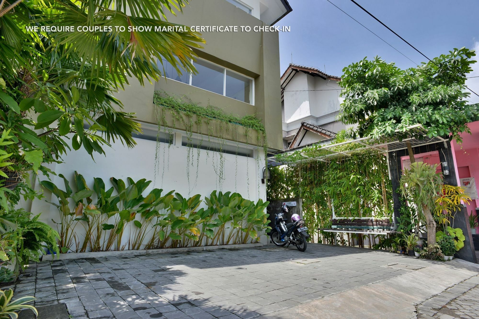 Zen Rooms Pogung Syariah Kejayan Exterior photo